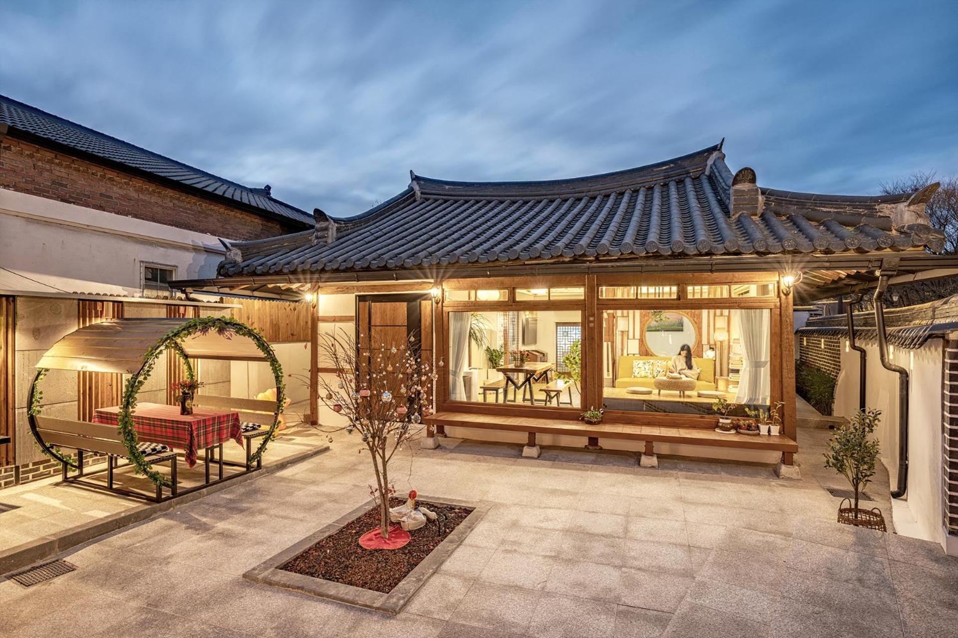 And Spring Hotell Jeonju Eksteriør bilde